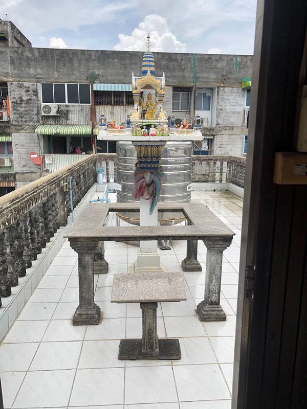 ขายอาคารพาณิชย์ สูง 6 ชั้น ซอยทินกรแยก1 ถนนดินแดง ทำเลใจกลางเมือง